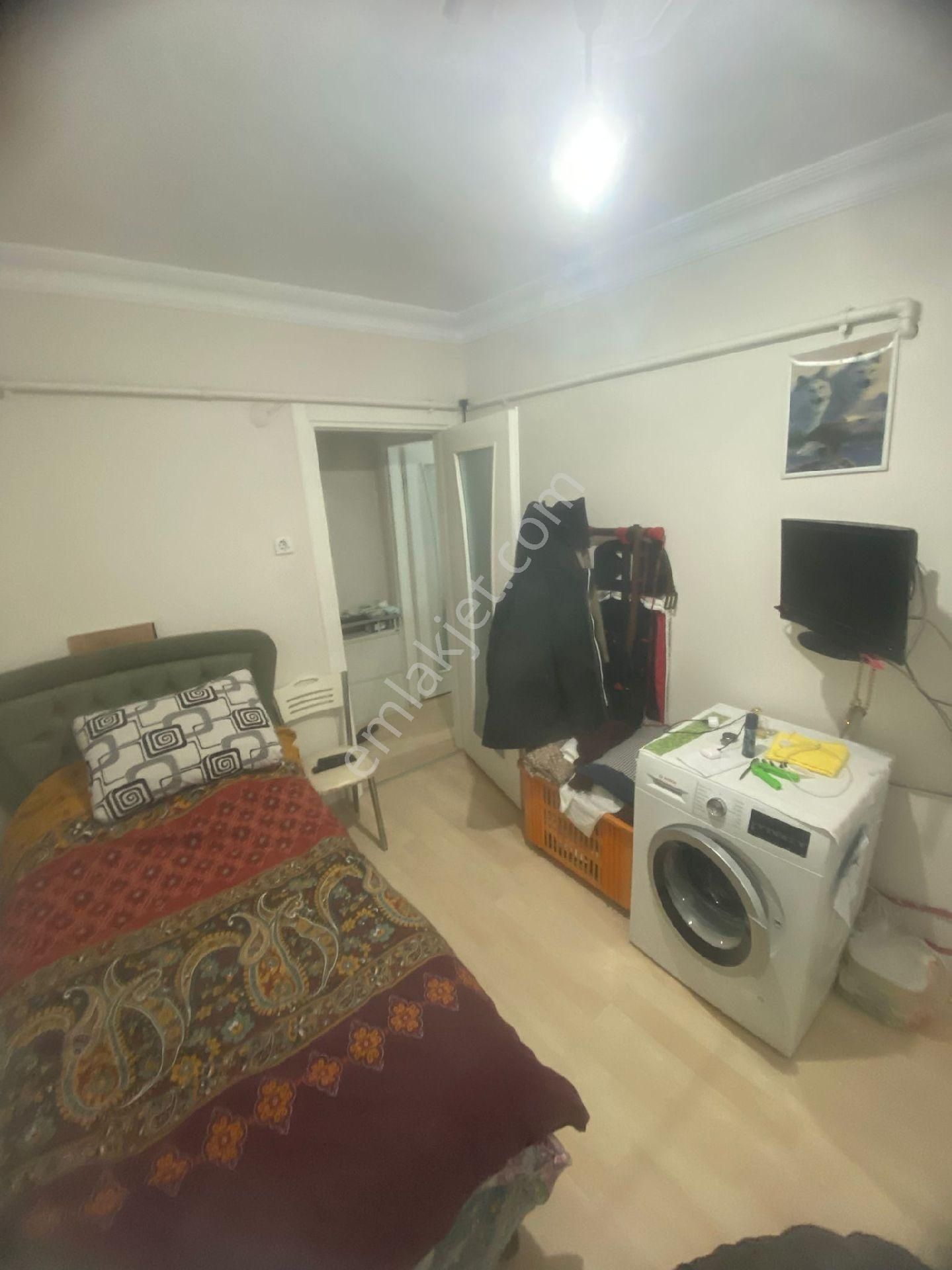 Kocamustafapaşa Hacıkadın Cad Satılık 1+1 Daire - Görsel 3