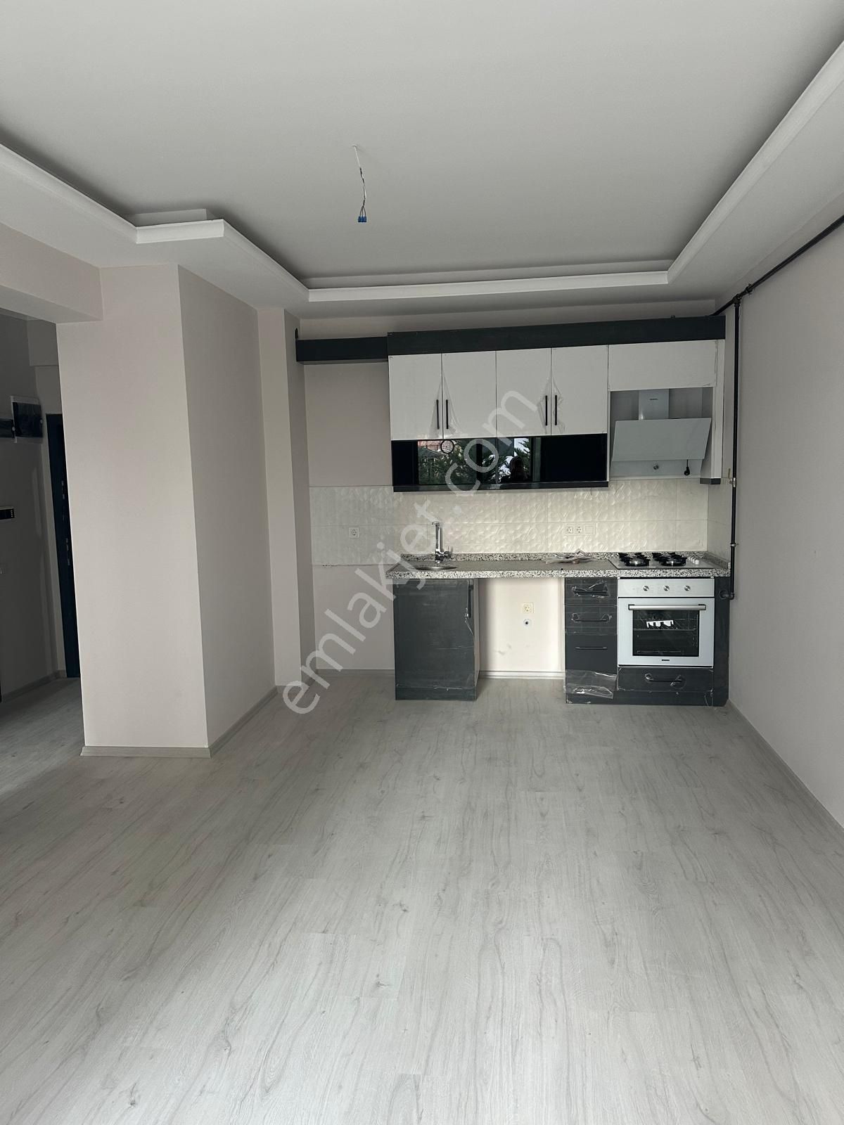 Bahçelievler Mah'de 1+1 Sıfır Satılık Daire Pala Emlak