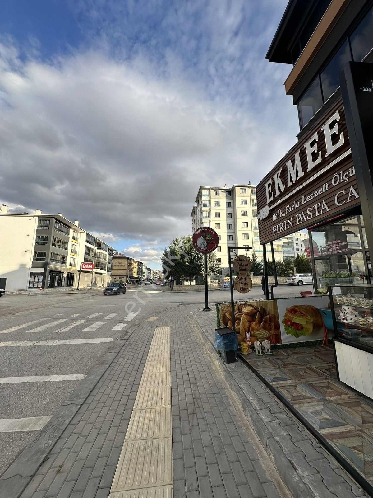 Bahçelievler 281.cadde Üzeri 43 M2 Kiralık Dükkan Pala Emlak - Görsel 5