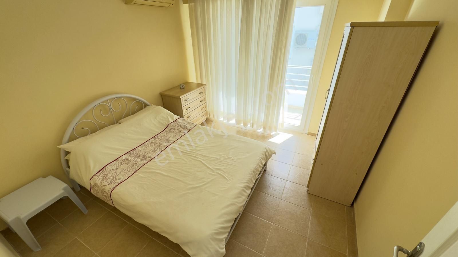 Site İçinde Deniz Manzaralı Ve Eşyalı 2+1 Geniş Dublex - Görsel 11