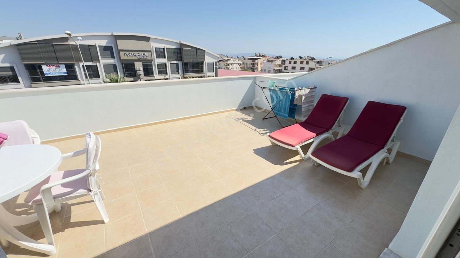 Site İçinde Deniz Manzaralı Ve Eşyalı 2+1 Geniş Dublex - Görsel 18