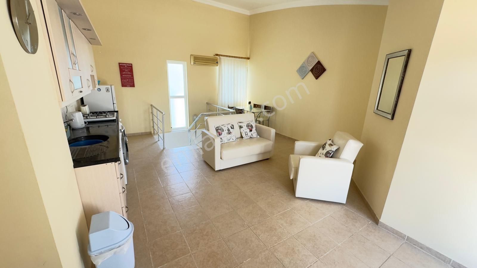 Site İçinde Deniz Manzaralı Ve Eşyalı 2+1 Geniş Dublex - Görsel 21