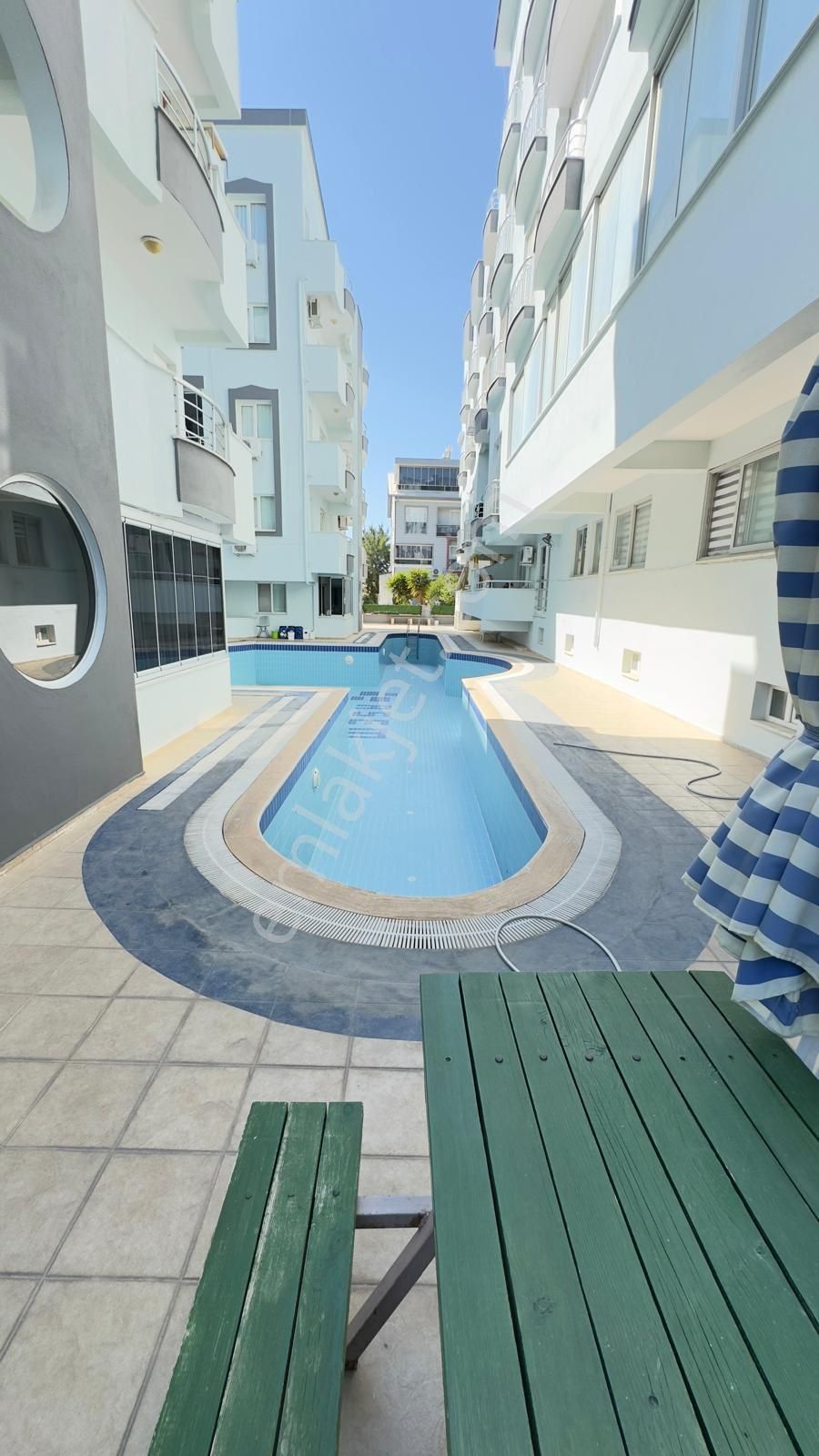 Site İçinde Deniz Manzaralı Ve Eşyalı 2+1 Geniş Dublex - Görsel 7