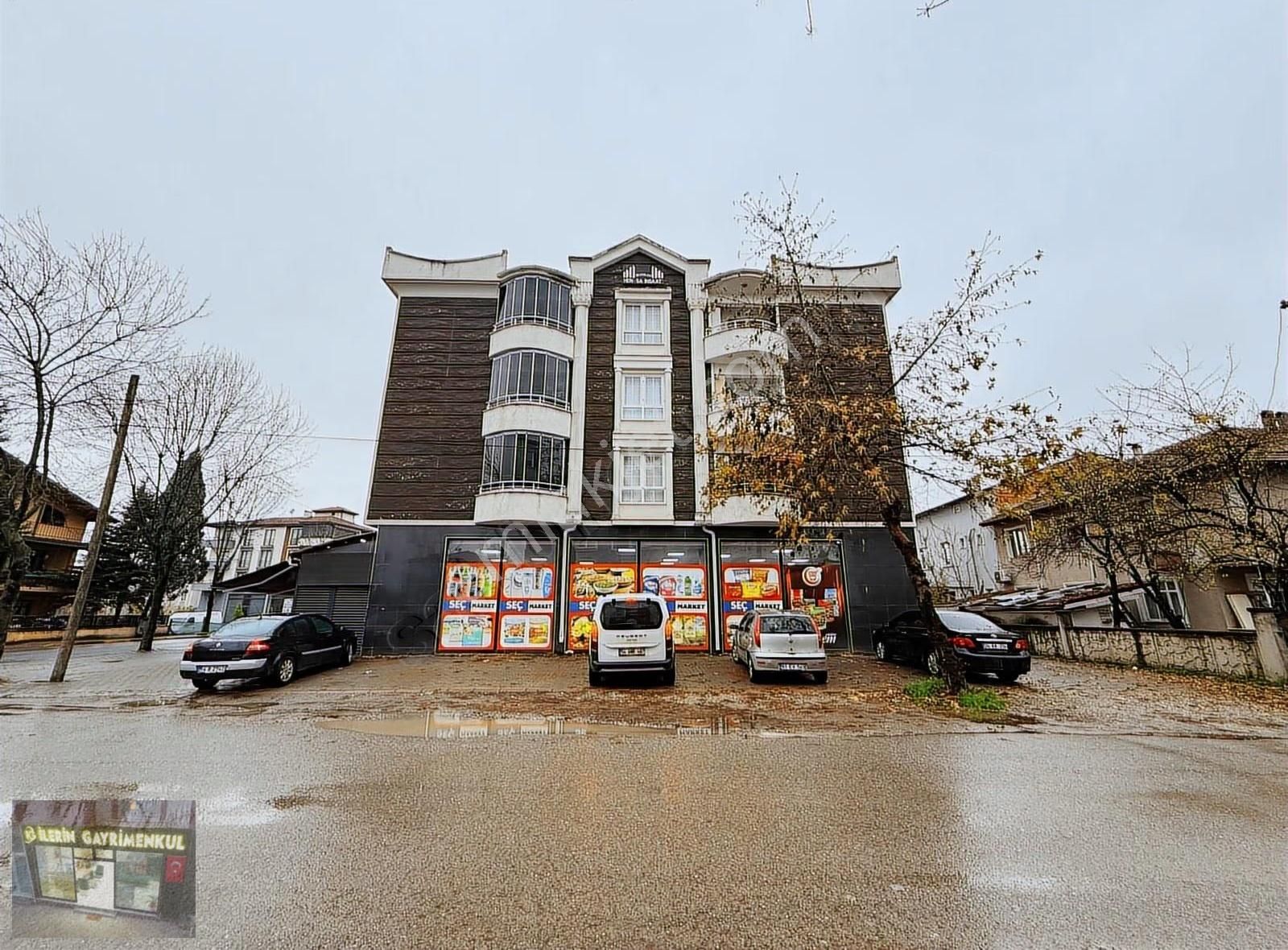 İlerin Gayrimenkul' Den Rasimpaşa Mahallesin'de Kiralık Daire - Görsel 8