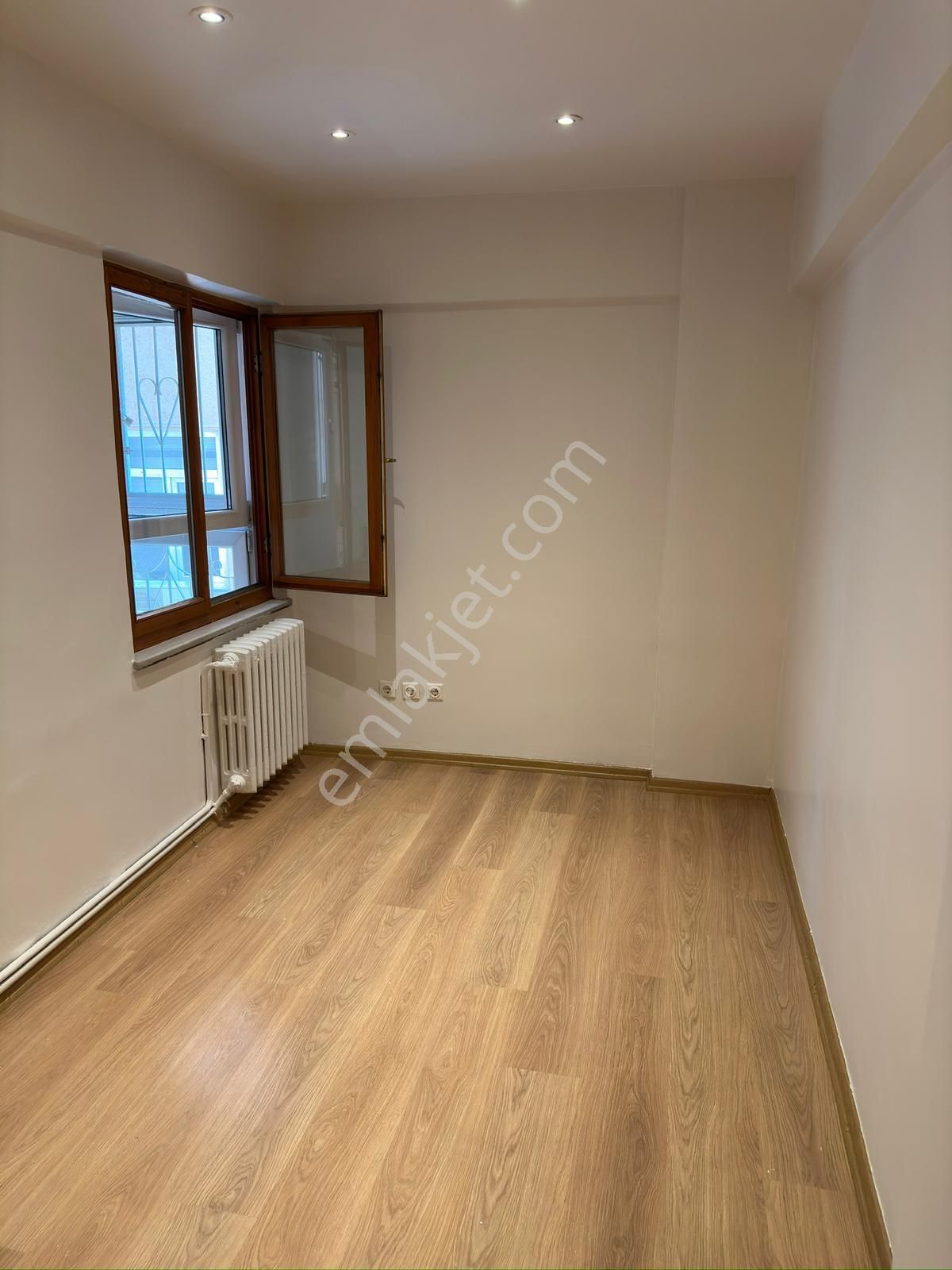 Çekirge Ana Cadde Üzerinde Boyası Yeni Yapılmış Asansörlü Masrafsız Manzaralı 3+1 Kiralık Daire - Görsel 11
