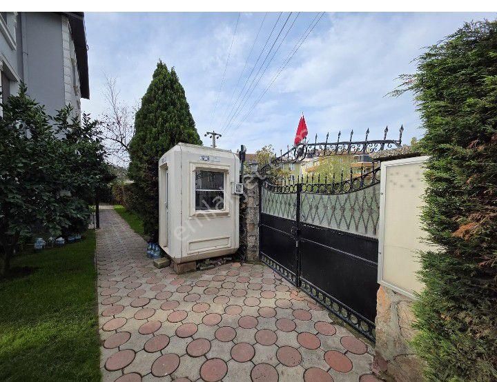 Kiralık Villa Plaj Yolunda Havuzlu Villa - Görsel 31