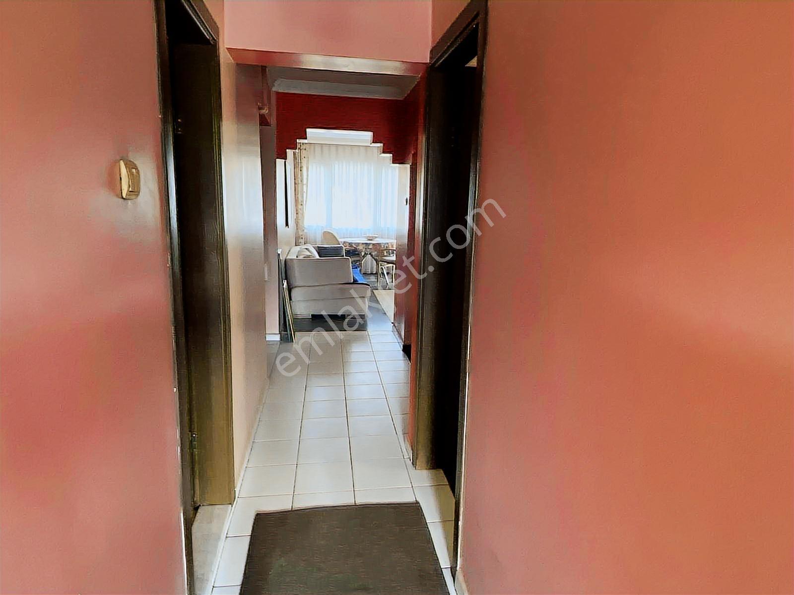 İzmir Bornovada Muhteşem Konumda Satılık Eşyalı 2+1 Daire - Görsel 29