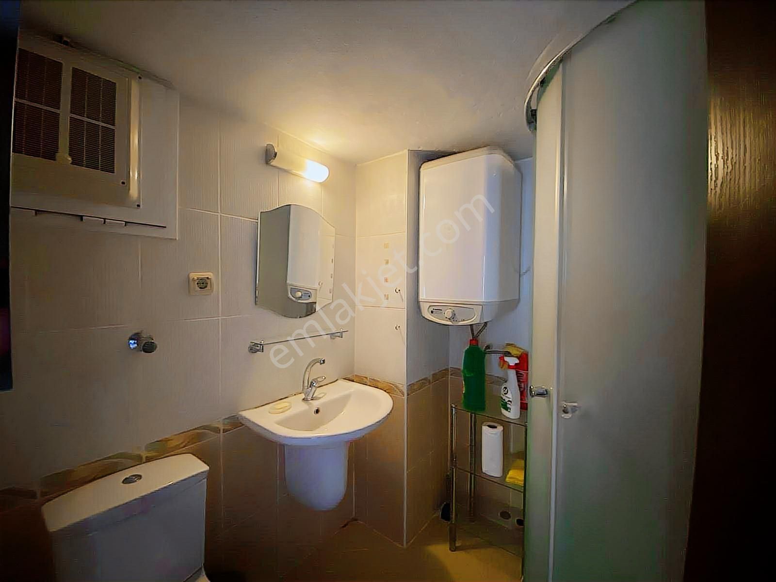 İzmir Bornovada Muhteşem Konumda Satılık Eşyalı 2+1 Daire - Görsel 24