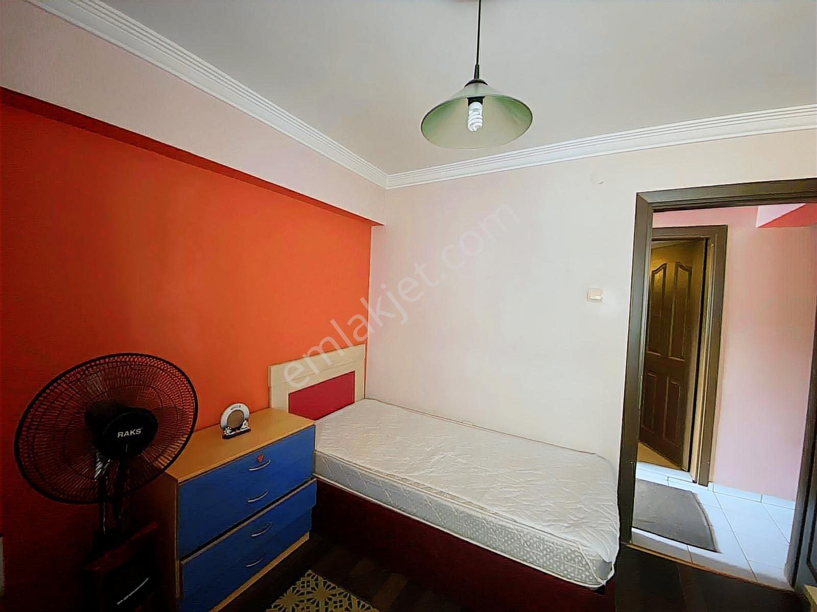 İzmir Bornovada Muhteşem Konumda Satılık Eşyalı 2+1 Daire - Görsel 22