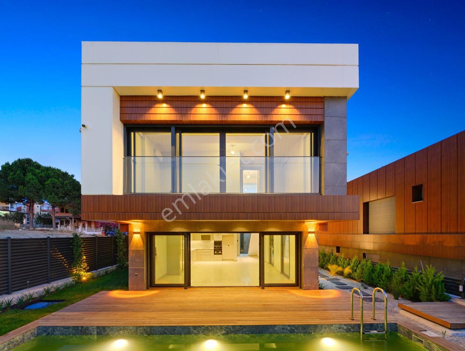 Soğucak'ta Müstakil Özel Havuzlu Satılık Lüks Villa