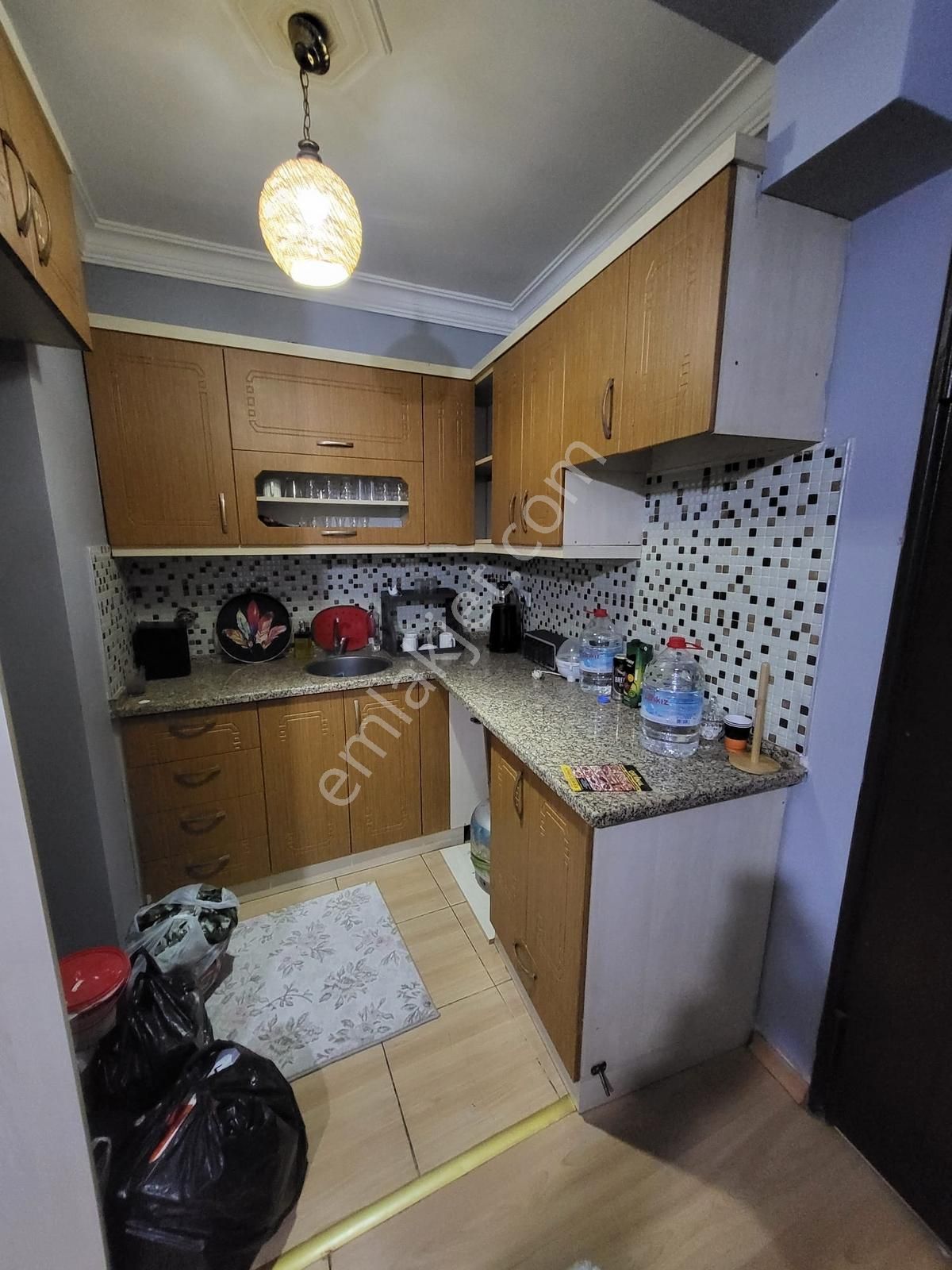 Turpa'dan Ordu Cadde'si Yakınında 1+1 Eşyalı Kiralık Daire - Görsel 10