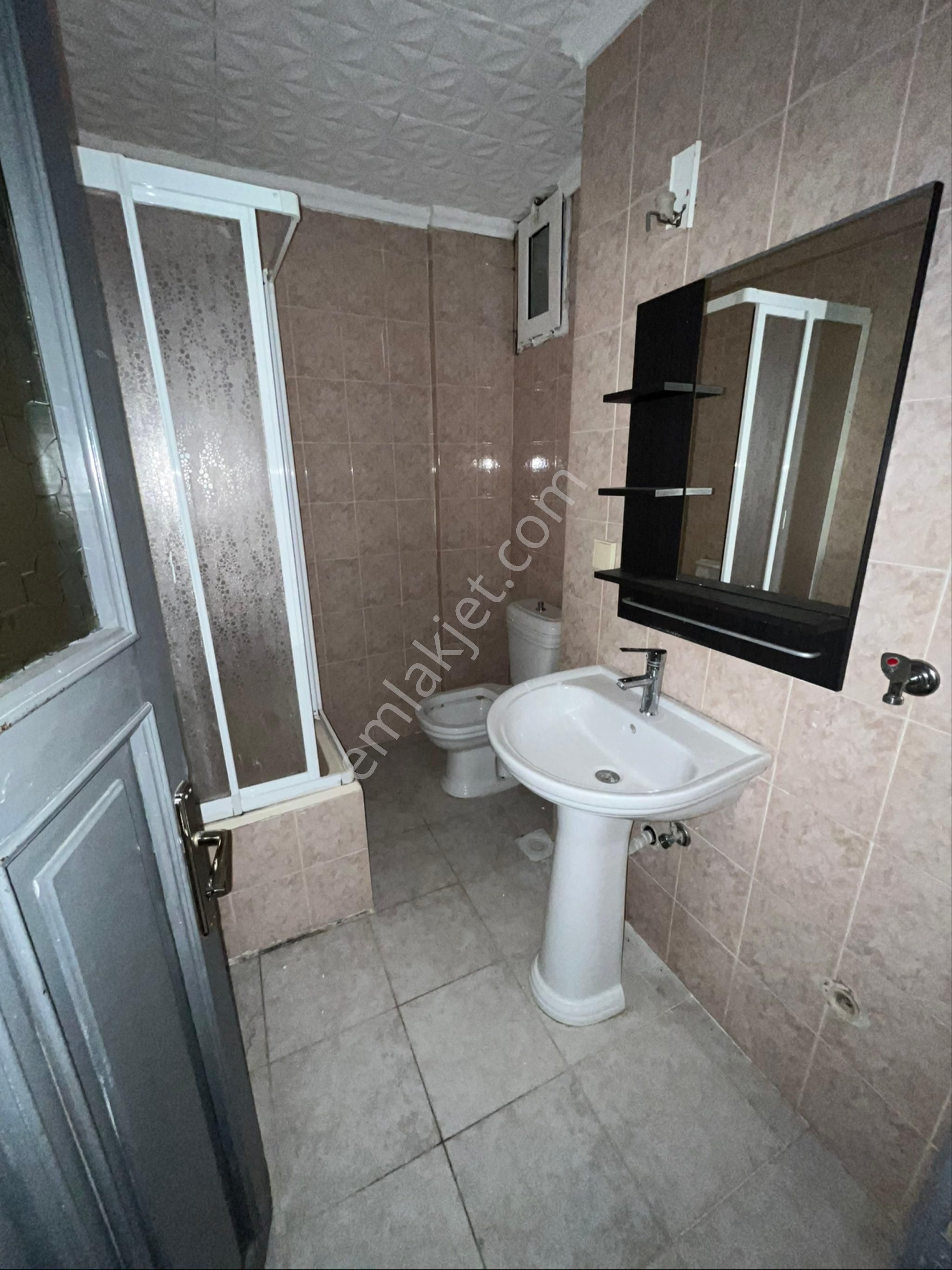 Ümraniye Atatürk Mahallesi Alemdagi Caddesi Üzerinde Metro Yurme Mesafesi - Görsel 7