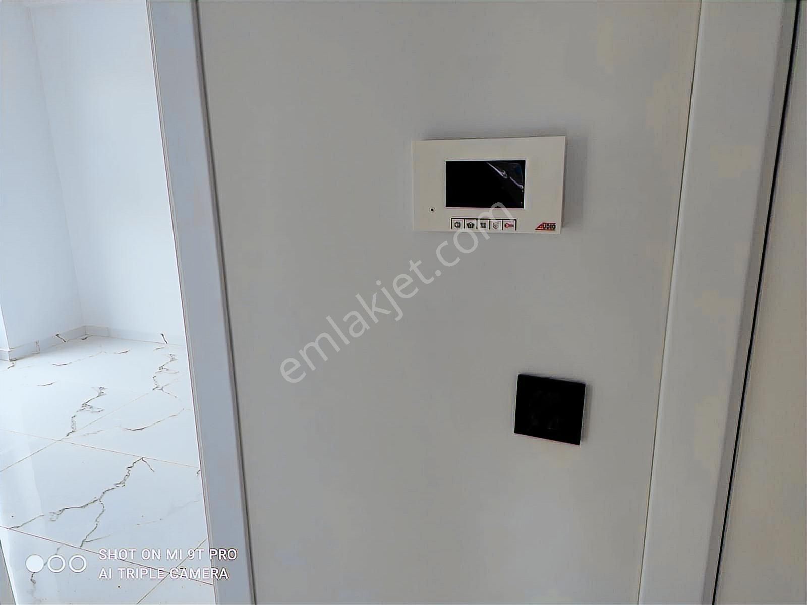 Serdivan Beşköprüde Kıralık Sıfır Ara Kat Daire - Görsel 4