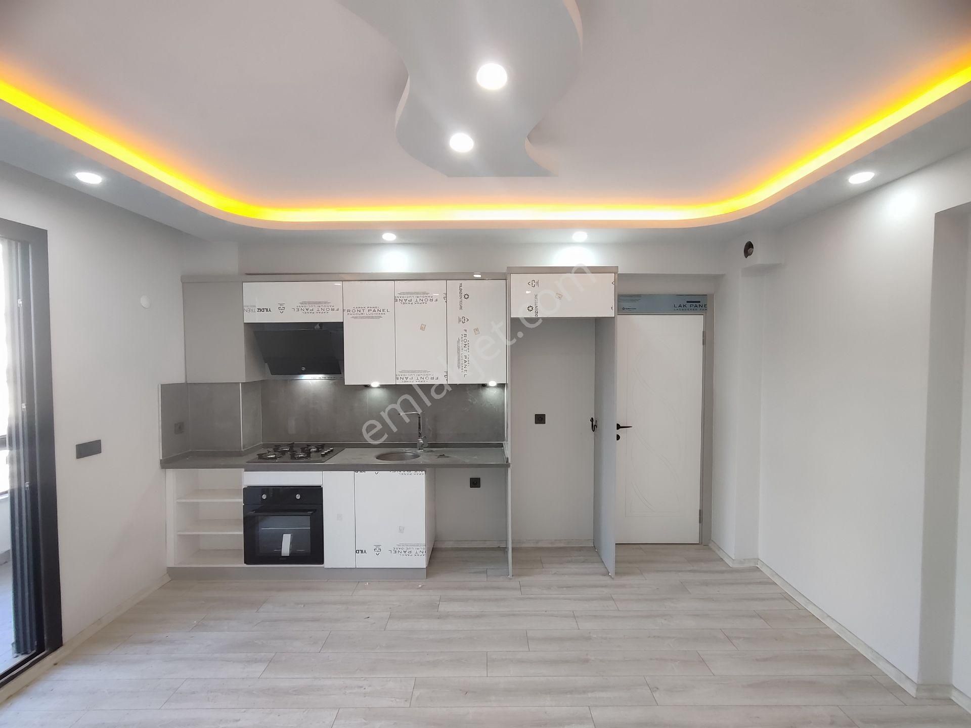 Kardeş'ten Akçay'da Denize 50 Adım Sıfır 1+1 Lüks Daire