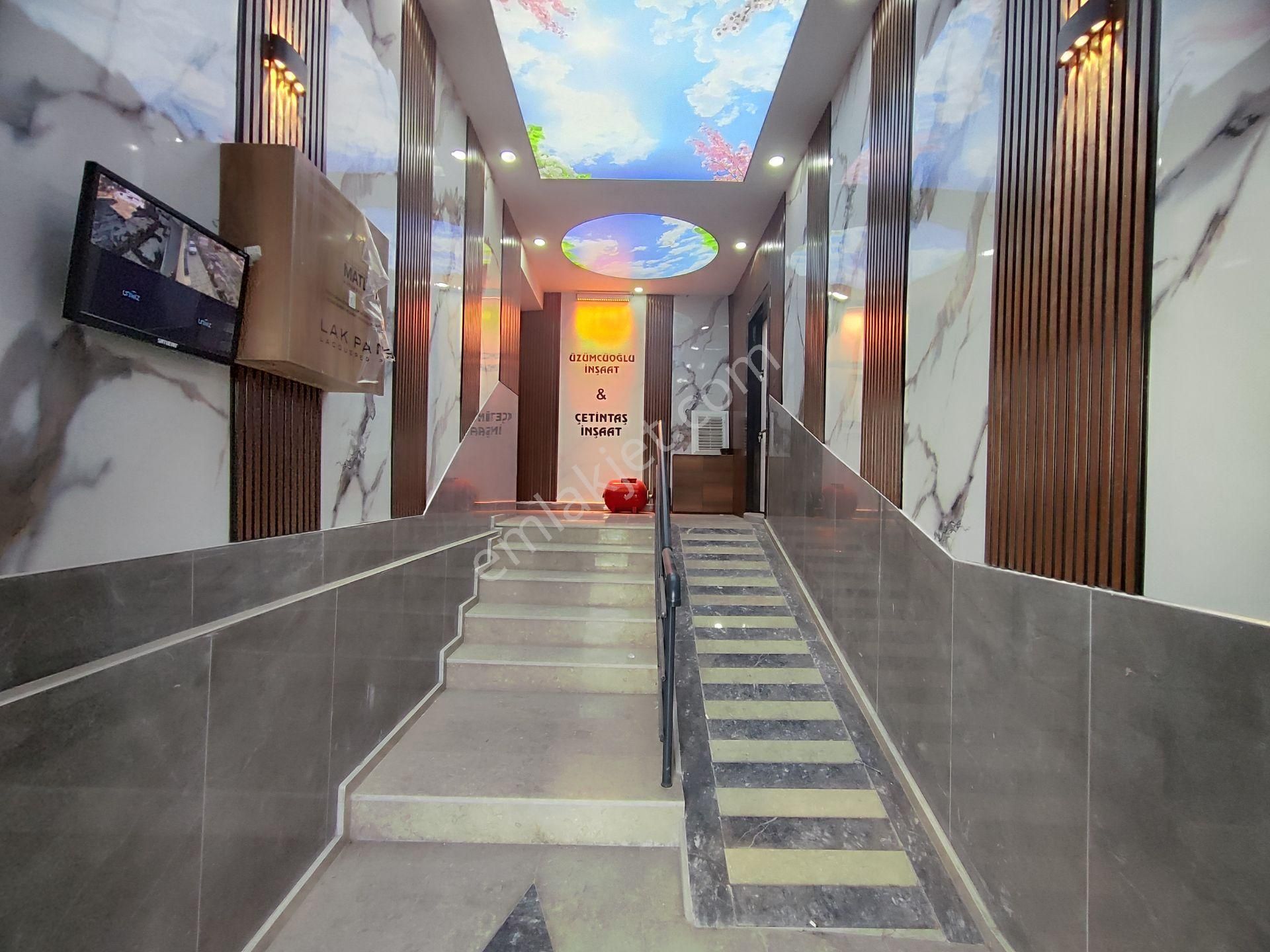 Kardeş'ten Akçay'da Denize 50 Adım Sıfır 1+1 Lüks Daire - Görsel 27