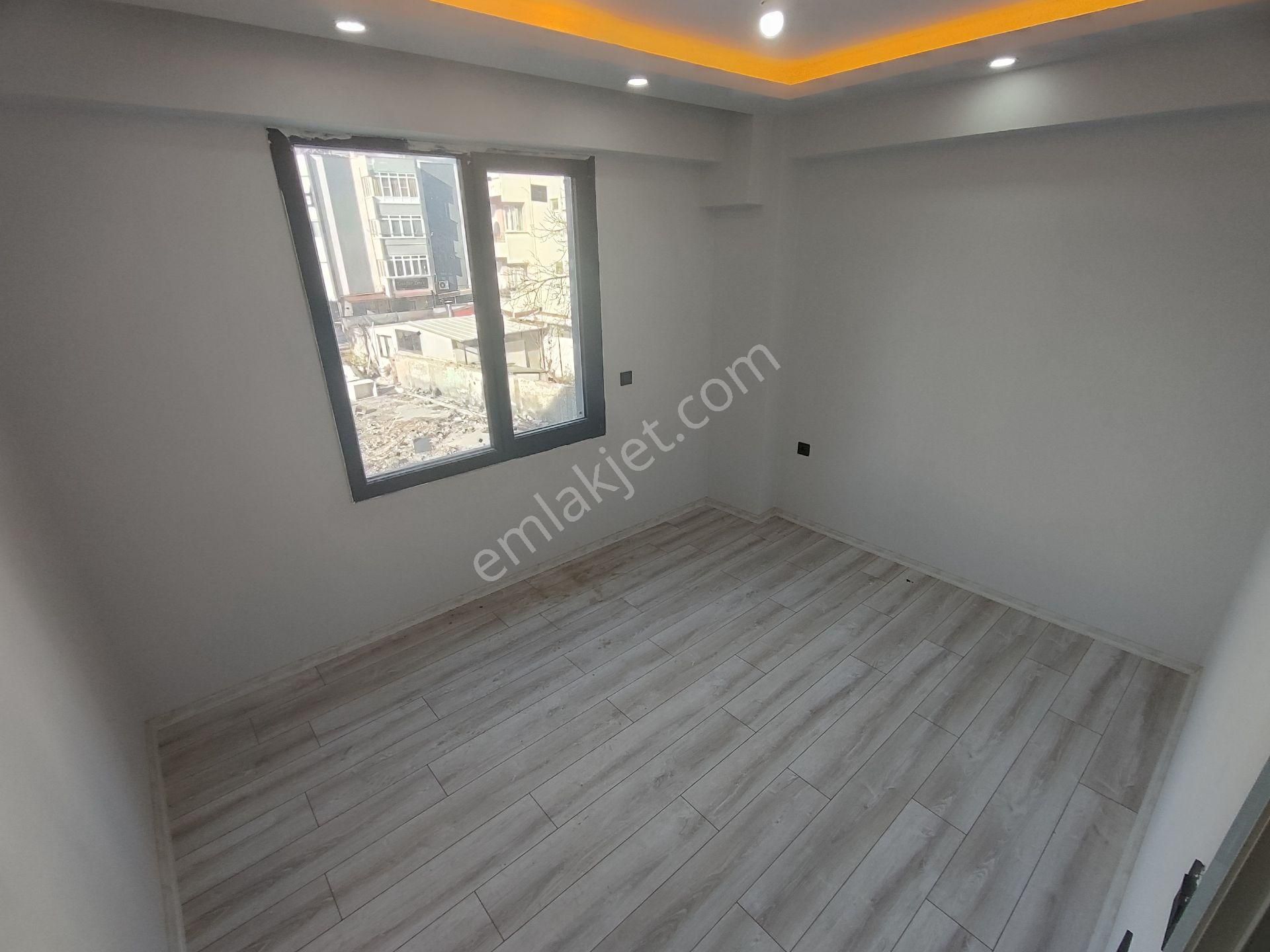 Kardeş'ten Akçay'da Denize 50 Adım Sıfır 1+1 Lüks Daire - Görsel 14