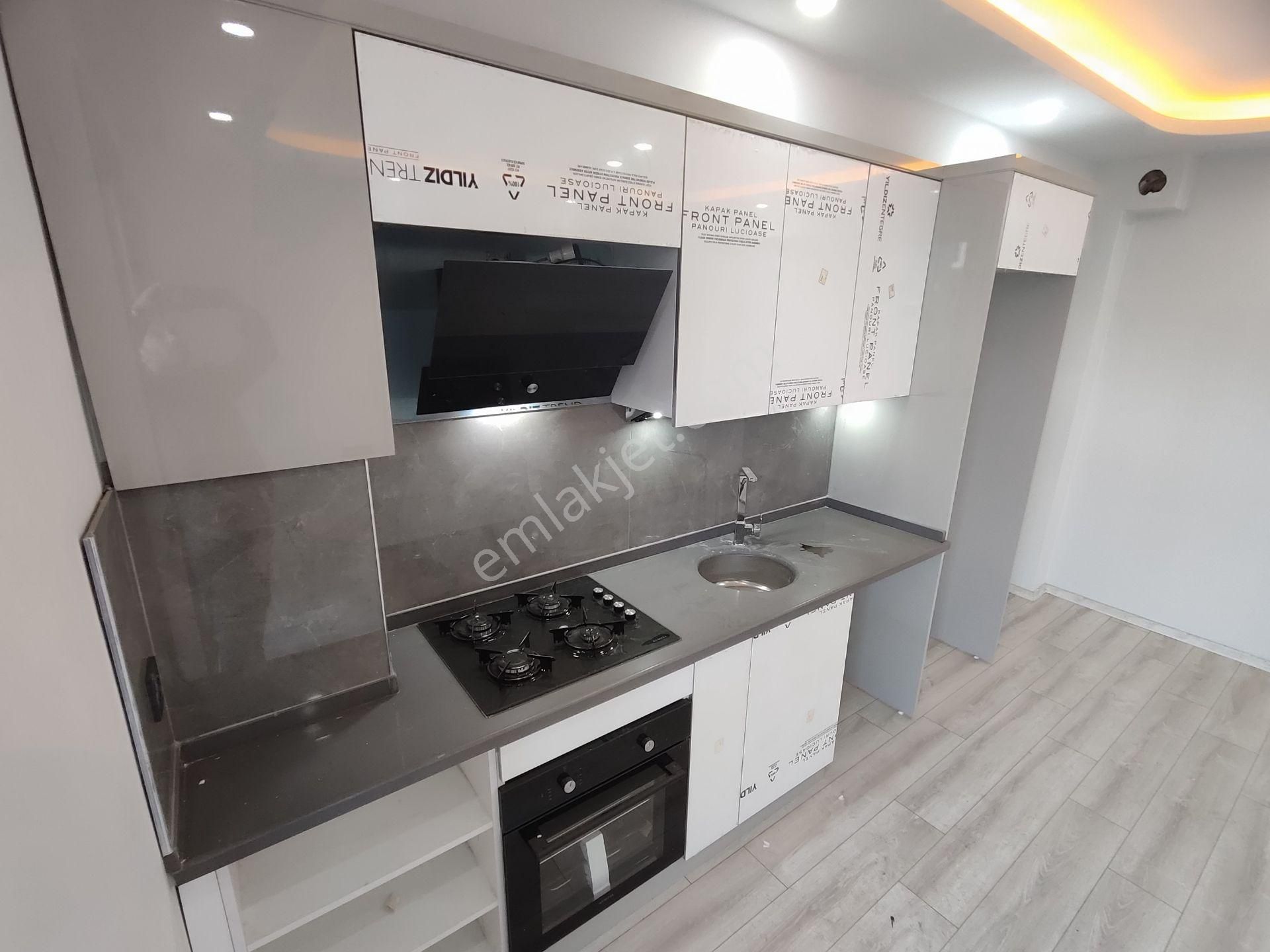 Kardeş'ten Akçay'da Denize 50 Adım Sıfır 1+1 Lüks Daire - Görsel 4