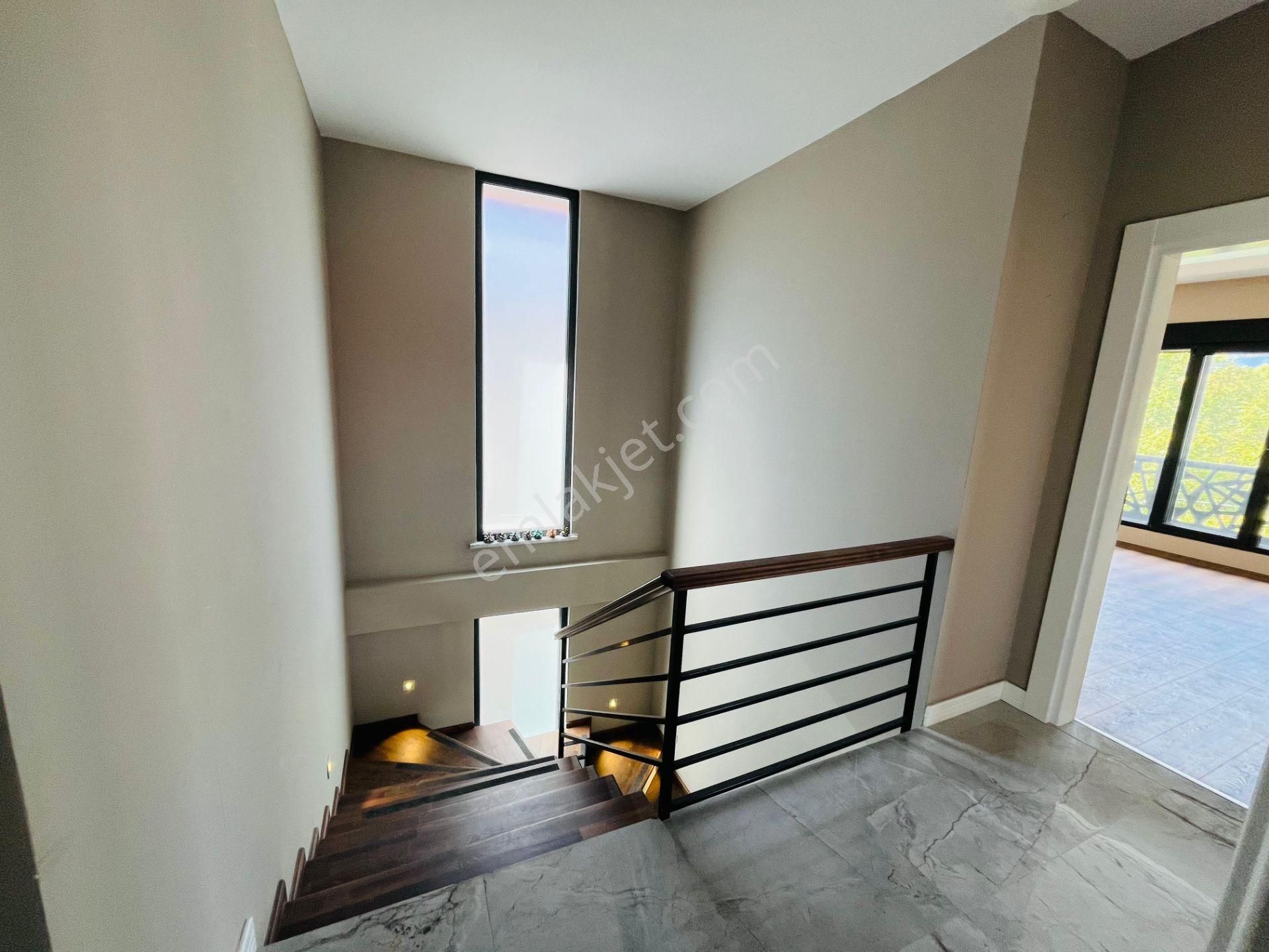 Parstan Akçayda Yeşilin Kalbinde Ferah Ve Şık 4+1 Geniş Villa - Görsel 34