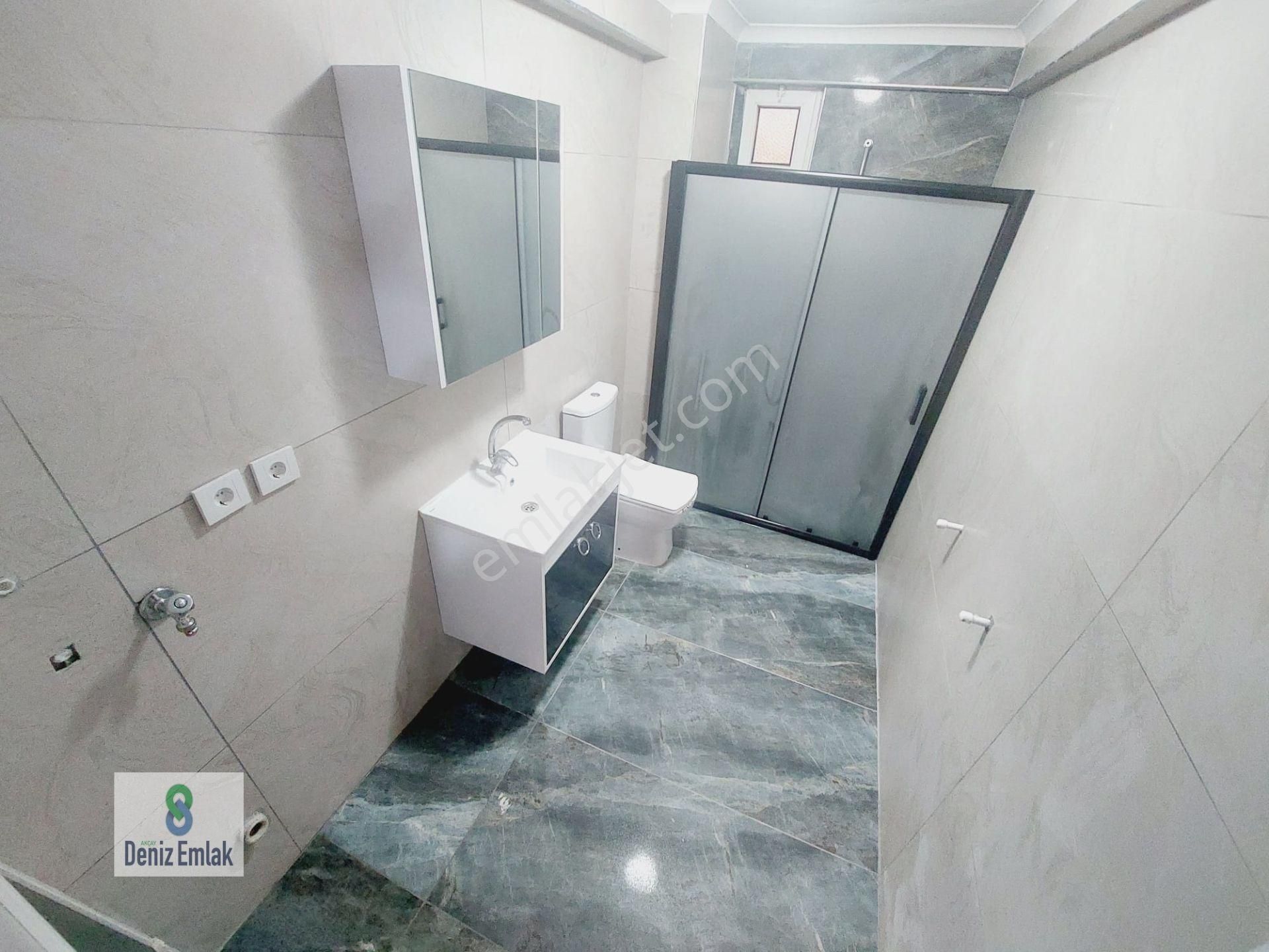 Denizden Akçayda Arakat Geniş Komple Tadilatlı Satılık 2+1 Daire. - Görsel 35
