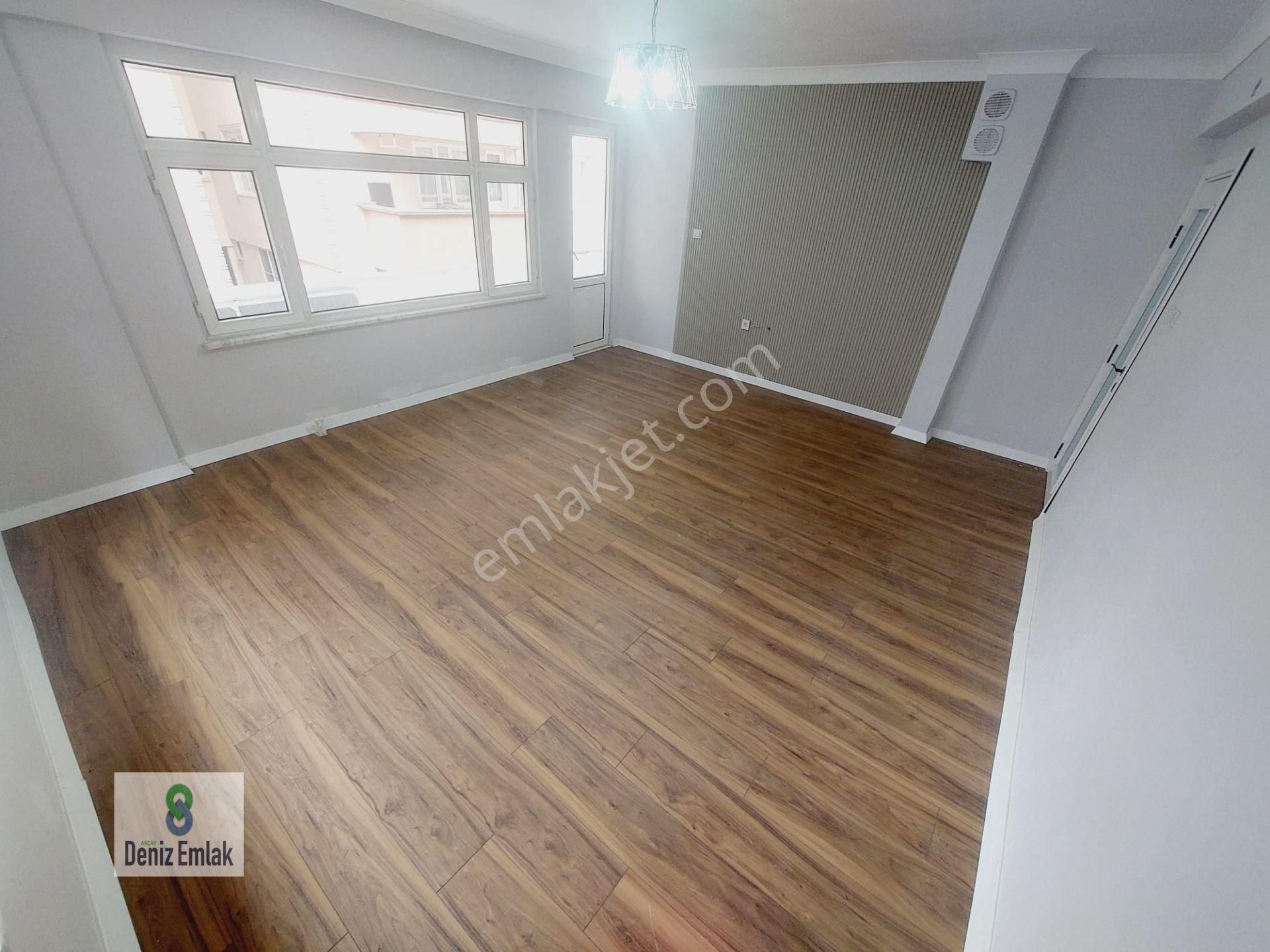 Denizden Akçayda Arakat Geniş Komple Tadilatlı Satılık 2+1 Daire. - Görsel 19