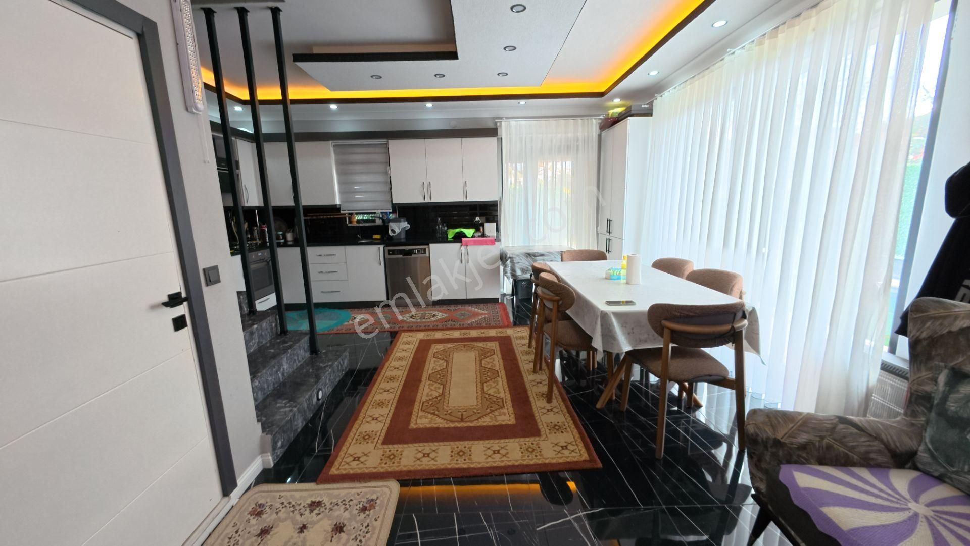 Kocaali De Köşe Parselde Havuzlu 4+1 Müstakil - Görsel 14