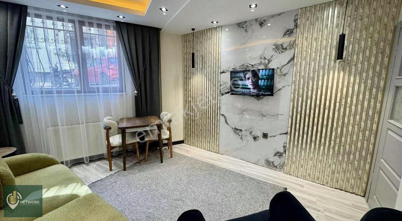 Yeni Bina Ulaşım Sorunu Olmayan Full Eşyalı 2+1 Daire