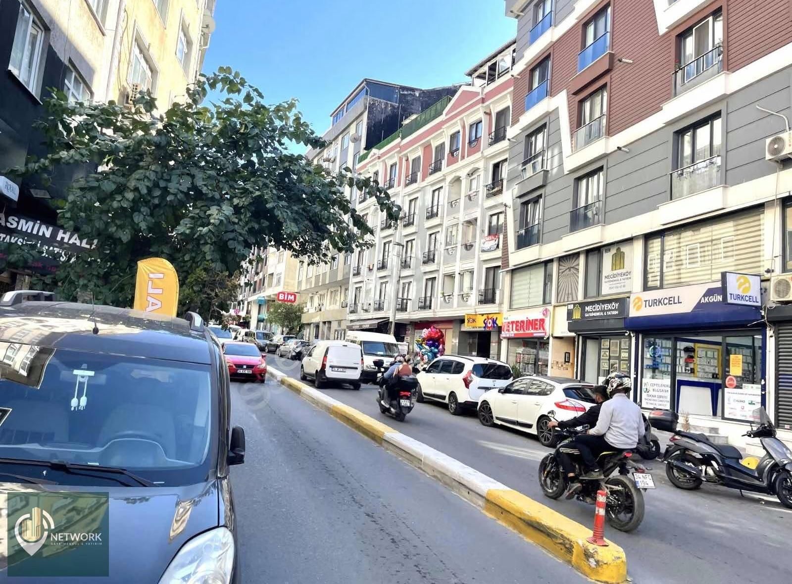 Mecidiyeköy'de Yeni Binada 2+1 Temiz Arakat Daire Geniş Daire - Görsel 6