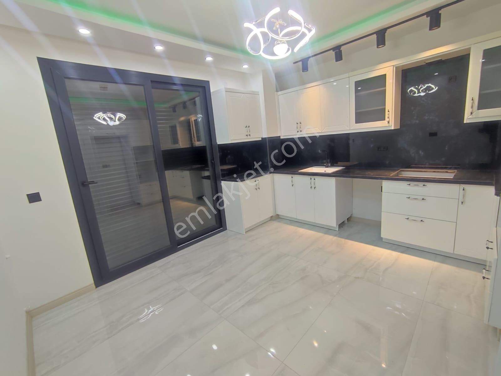 Hisar Mahallesi 5+1 Tam Müstakil Sıfır Otoparklı Villa - Görsel 6