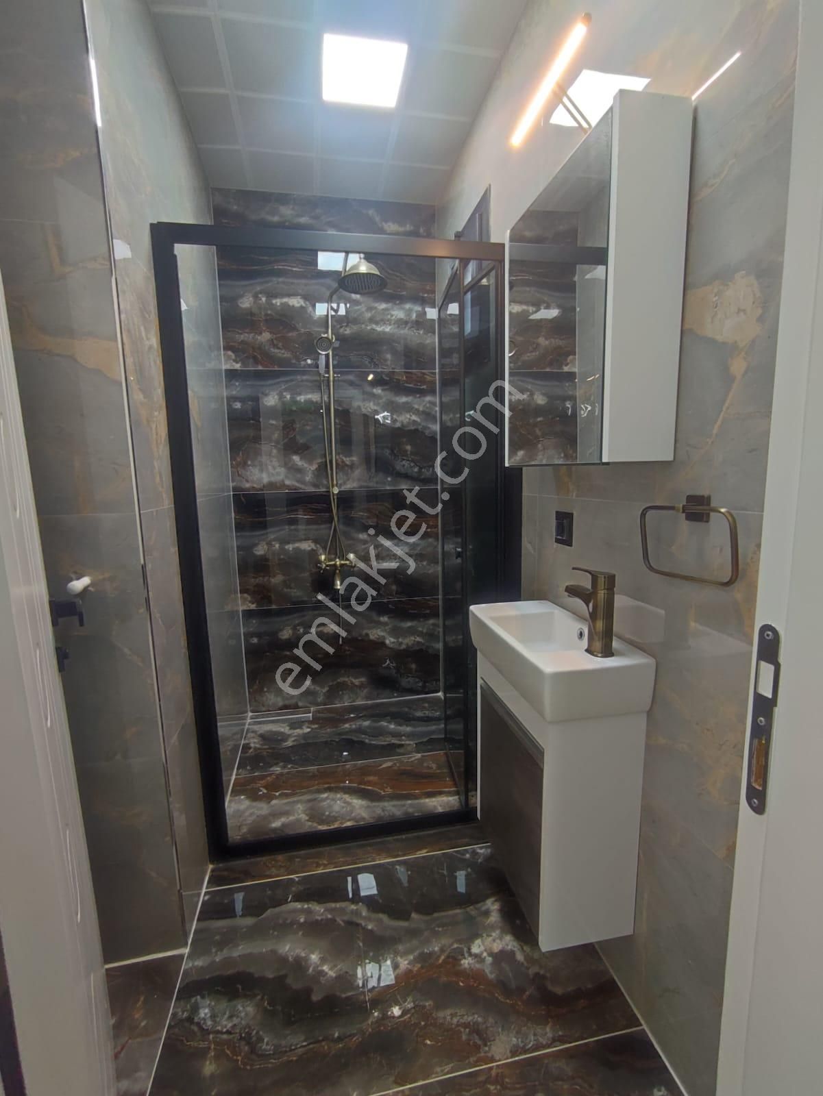 Hisar Mahallesi 5+1 Tam Müstakil Sıfır Otoparklı Villa - Görsel 16