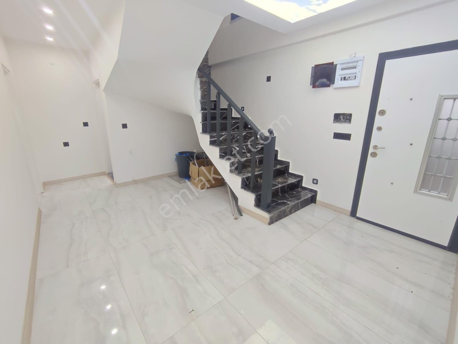 Hisar Mahallesi 5+1 Tam Müstakil Sıfır Otoparklı Villa - Görsel 7