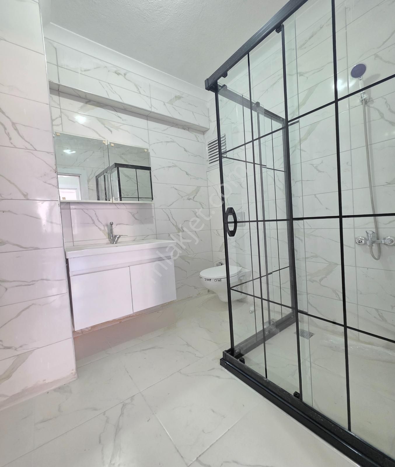 Yuvakurdan Satılık 3+1 Belediyeye Yürüme Mesafesi Sıfır Daire - Görsel 14