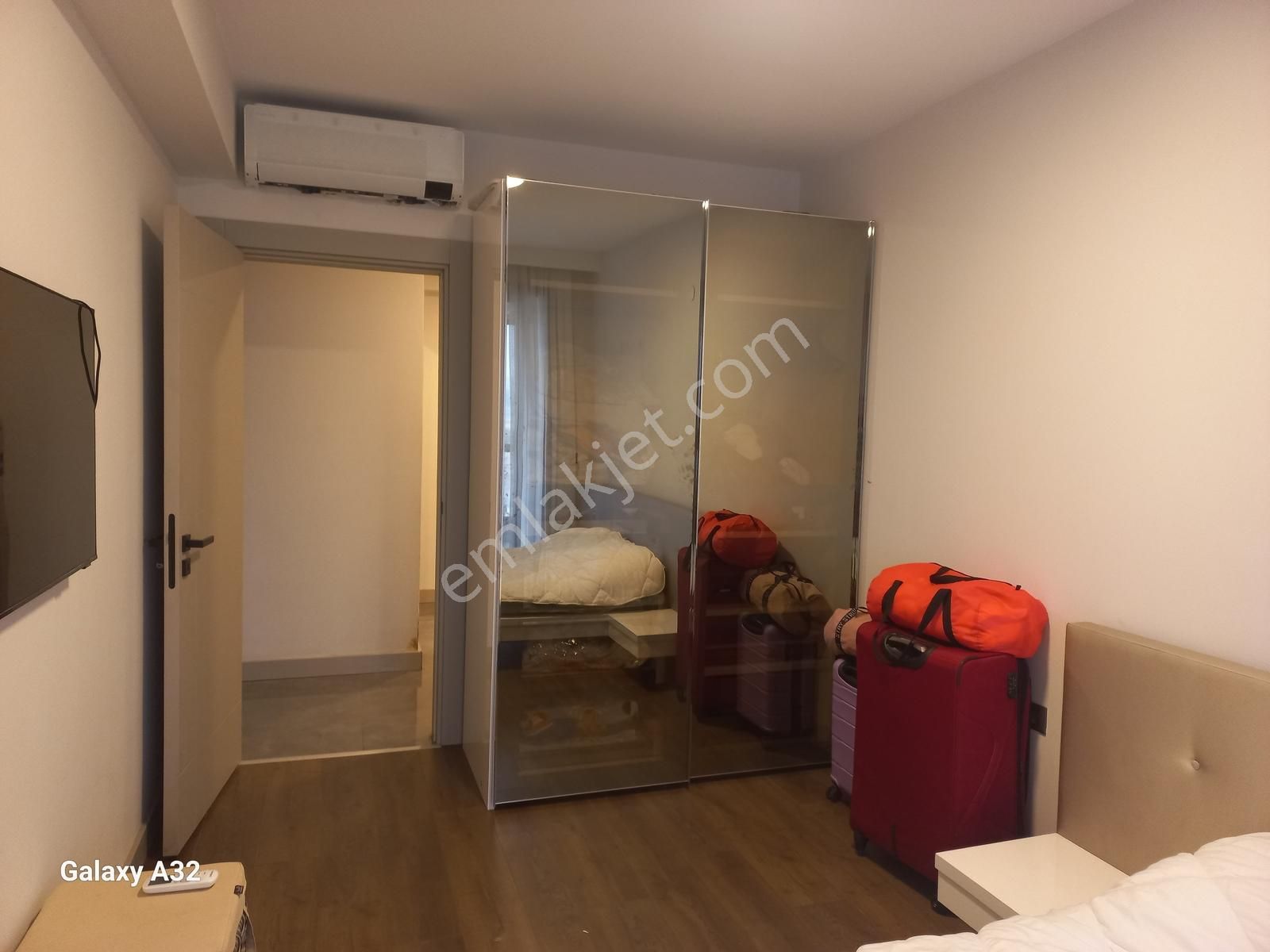 Emlak Buraya'dan Landor Sitesinde Full Eşyalı 3+1 Lüks Daire - Görsel 3