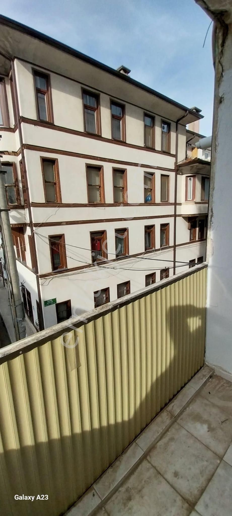 Heykelde Köşe Ferah Aydınlık Kiralık Ara Kat - Görsel 8