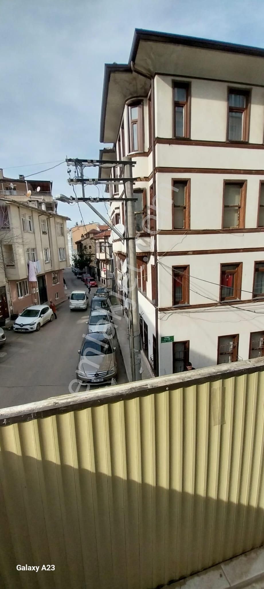 Heykelde Köşe Ferah Aydınlık Kiralık Ara Kat - Görsel 10