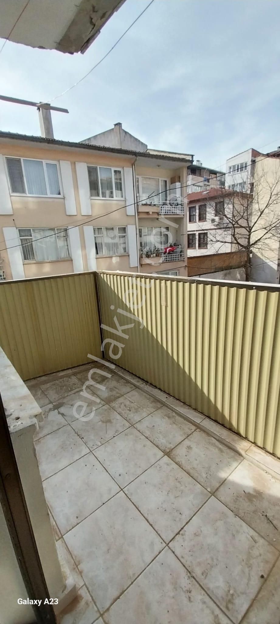 Heykelde Köşe Ferah Aydınlık Kiralık Ara Kat - Görsel 9