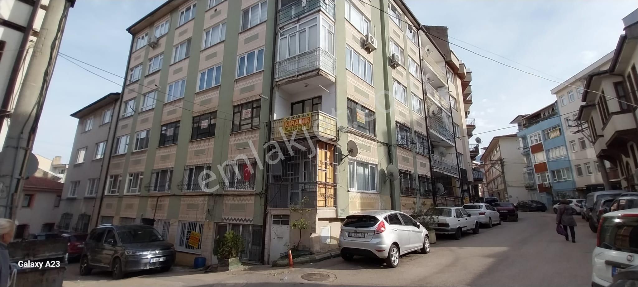 Heykelde Köşe Ferah Aydınlık Kiralık Ara Kat - Görsel 23