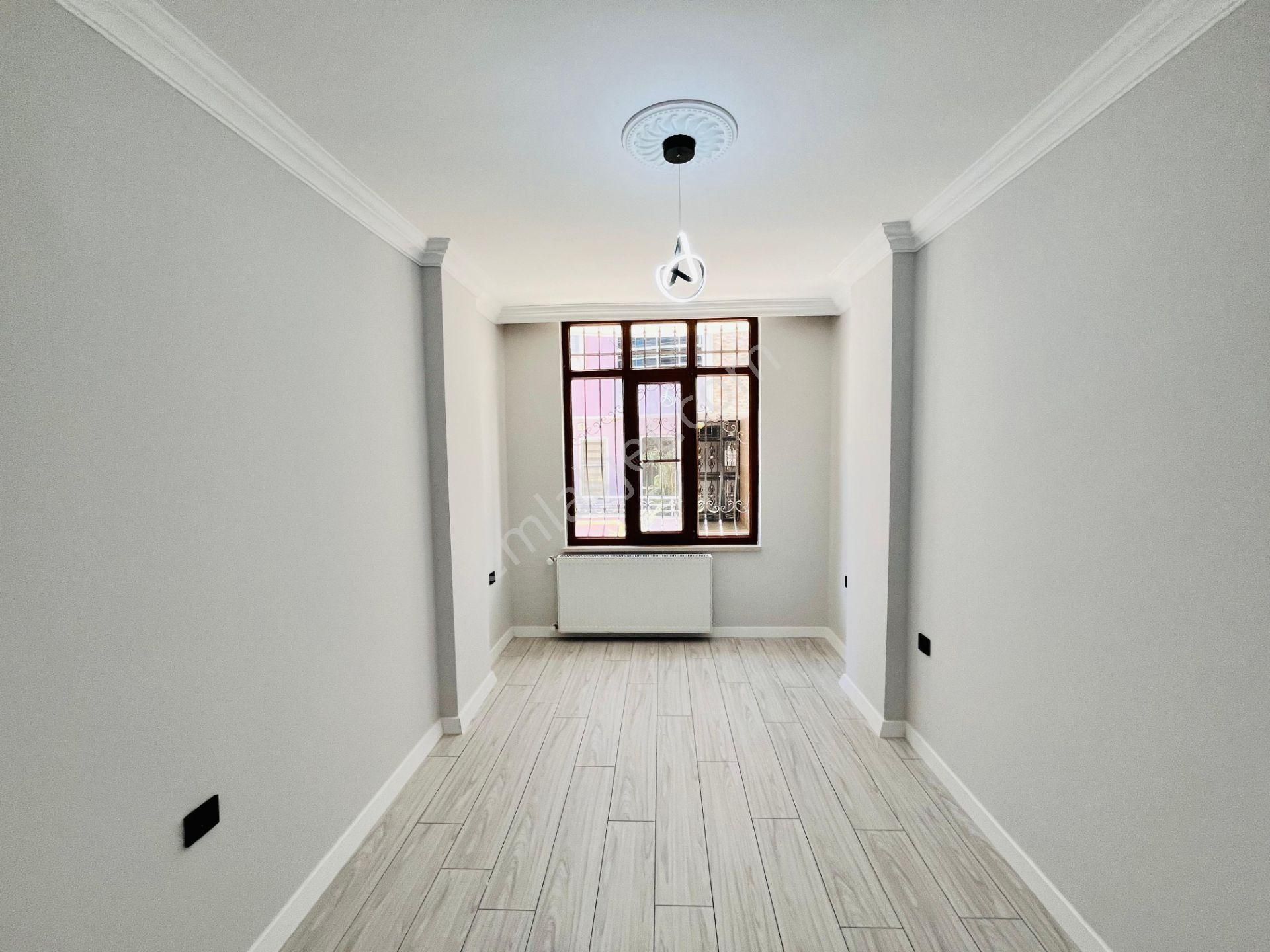 Parstan Altınkumda Modern Masrafsız Ön Cephe 3+1 Geniş Daire - Görsel 19
