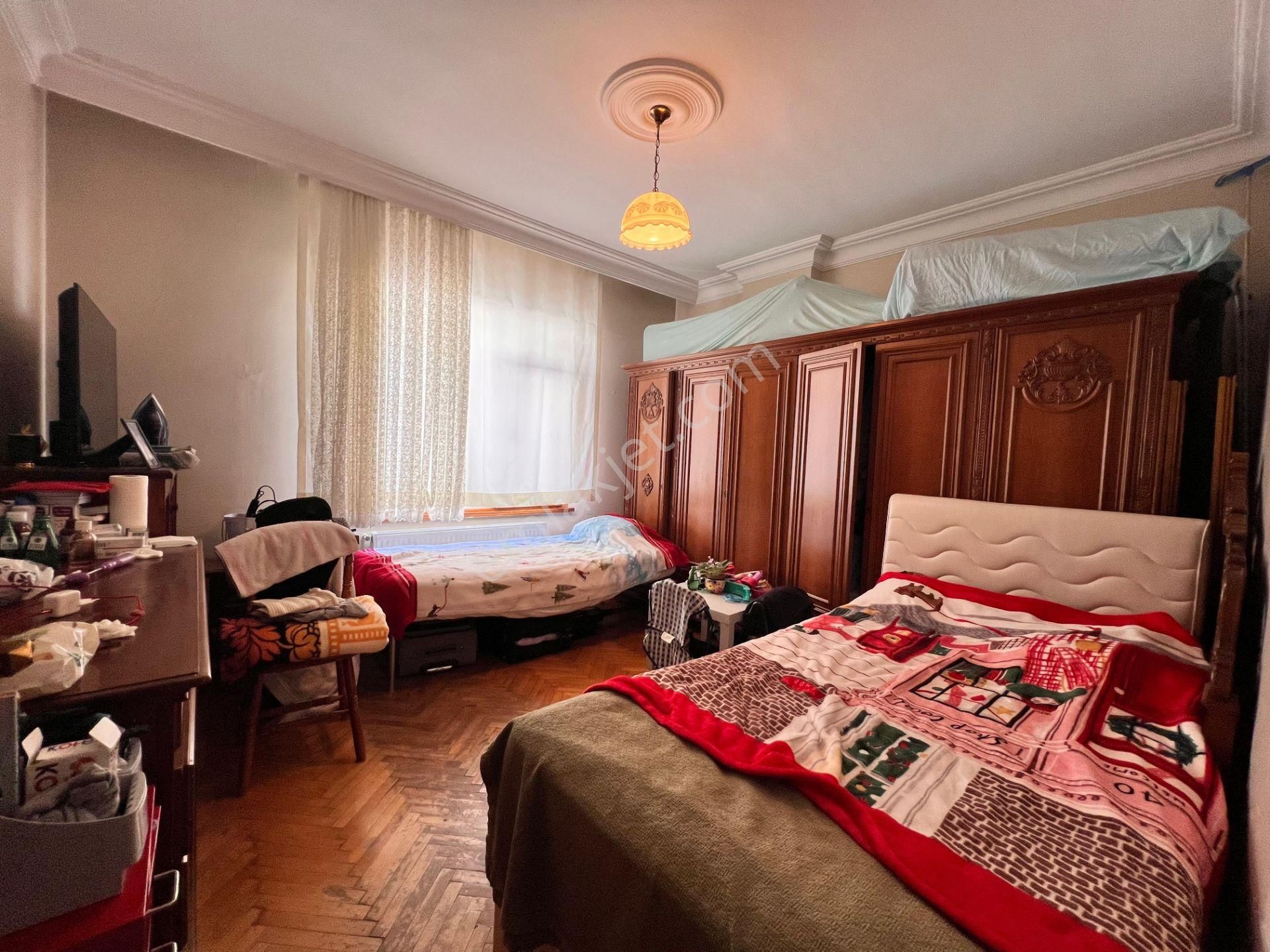 Küçükyalı'da Leb-ı Derya Deniz Manzaralı Ön Cephe 3+1 - Görsel 21