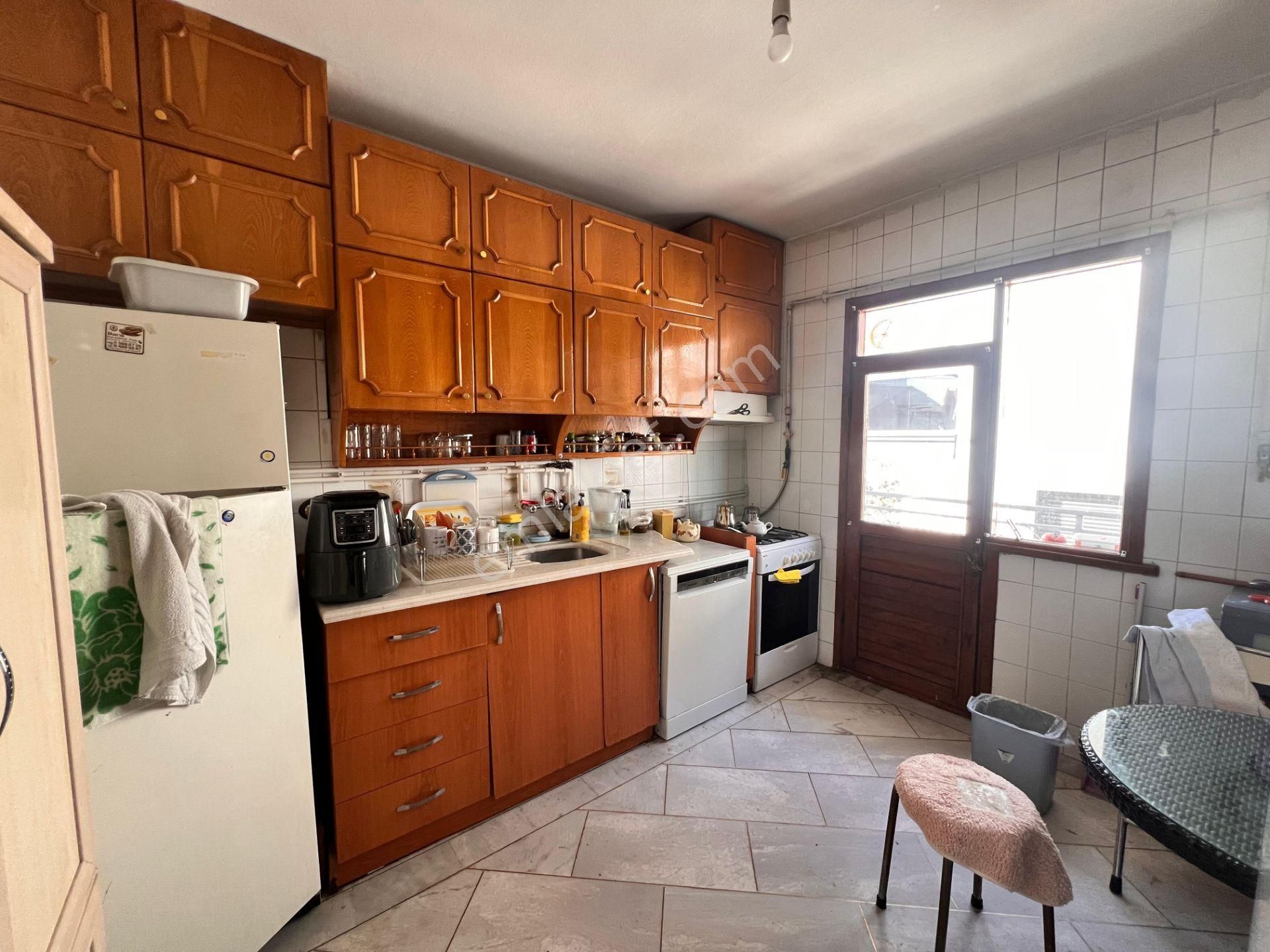 Küçükyalı'da Leb-ı Derya Deniz Manzaralı Ön Cephe 3+1 - Görsel 6