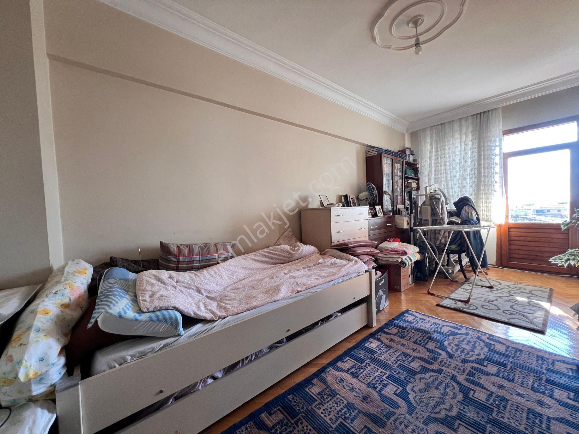 Küçükyalı'da Leb-ı Derya Deniz Manzaralı Ön Cephe 3+1 - Görsel 29