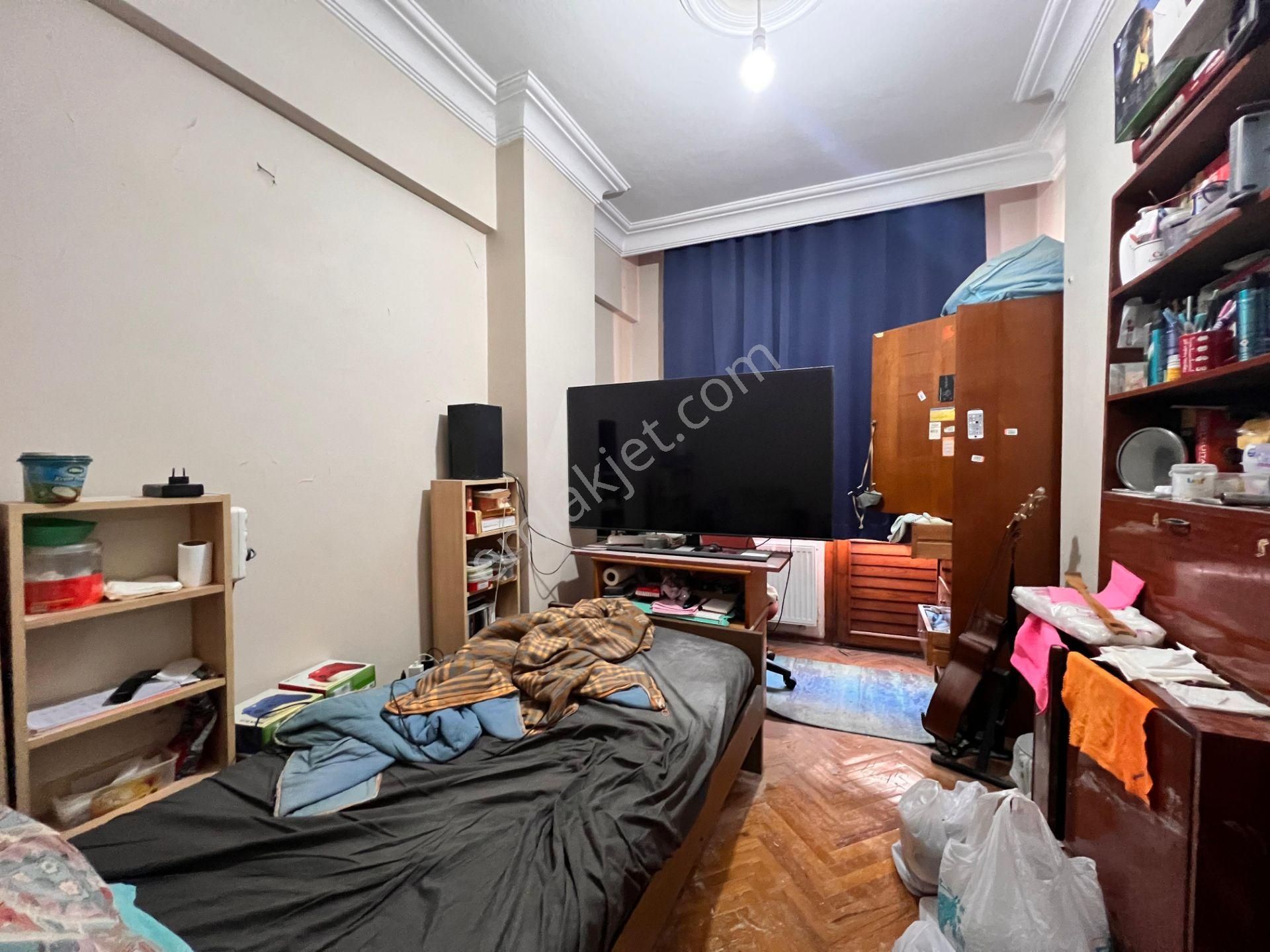 Küçükyalı'da Leb-ı Derya Deniz Manzaralı Ön Cephe 3+1