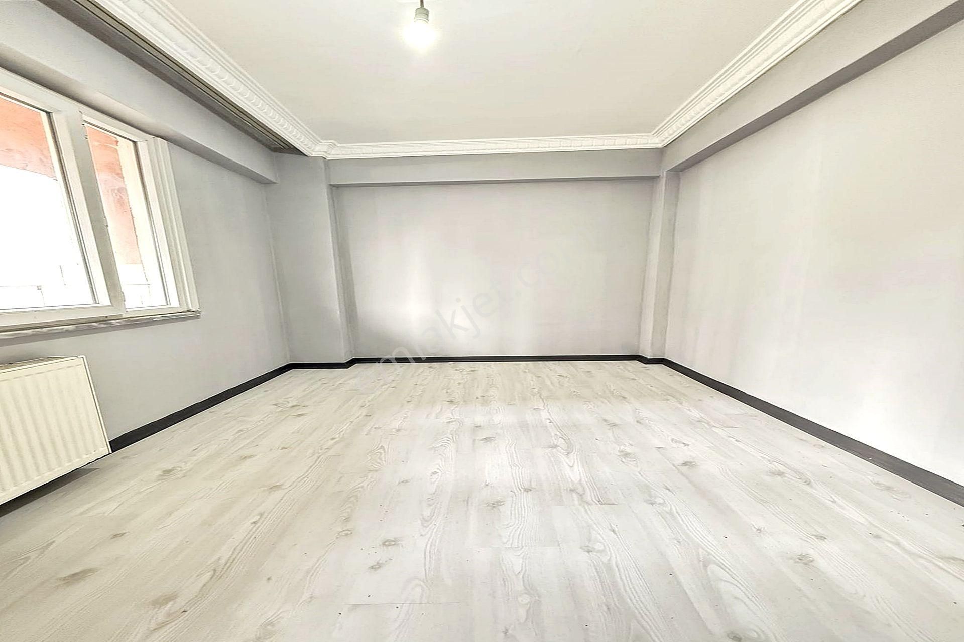 Merkezi Lokasyonda Geniş Ve Ferah 2+1 Satılık Daire - Görsel 14