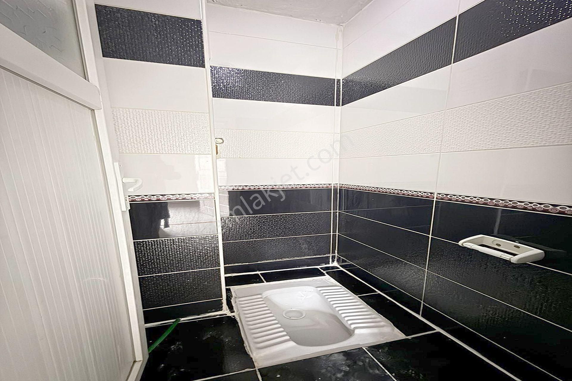 Merkezi Lokasyonda Geniş Ve Ferah 2+1 Satılık Daire - Görsel 25