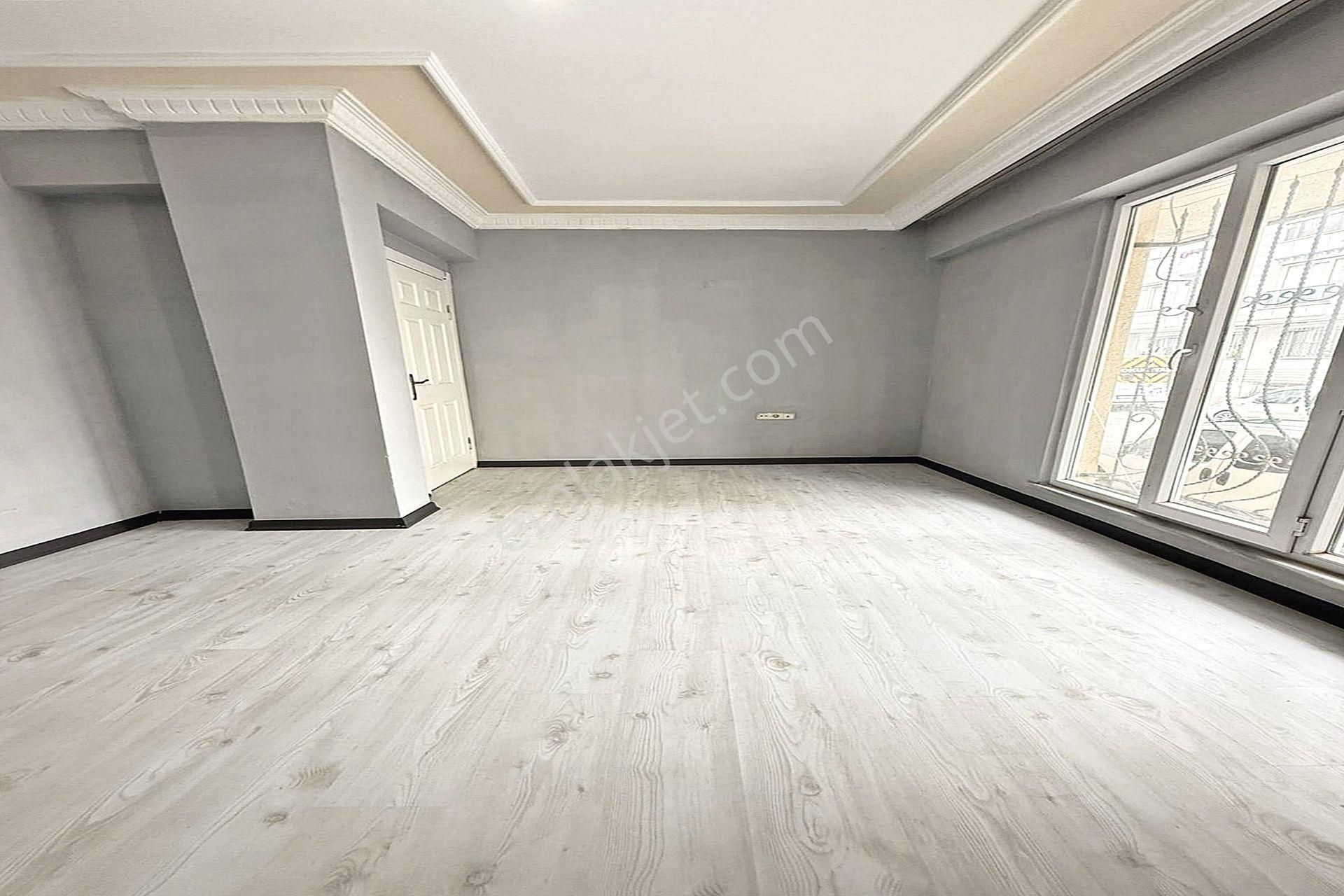 Merkezi Lokasyonda Geniş Ve Ferah 2+1 Satılık Daire - Görsel 6