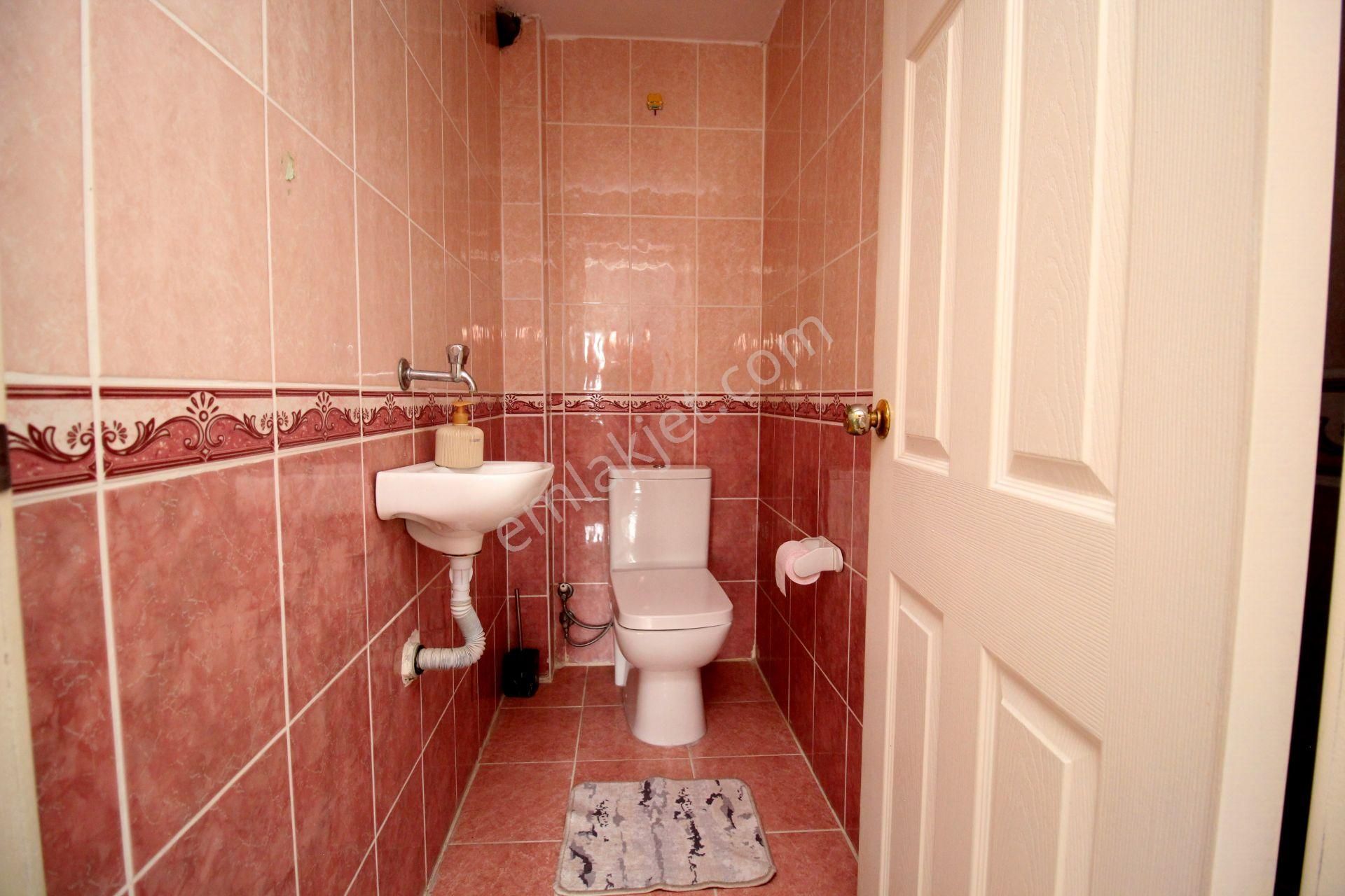 Emre Emlak'tan Topçu'da Köşe Cephe Ön Cephe Fırsat 5+1 Satılık Daire - Görsel 26