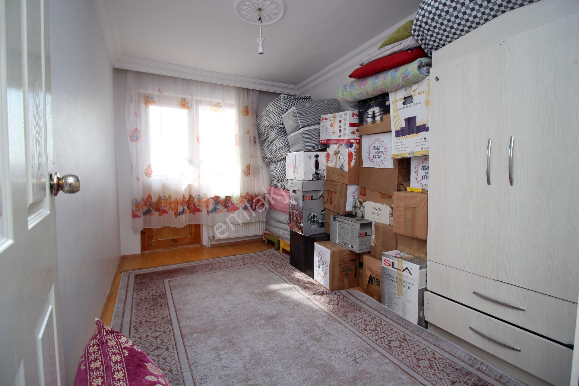 Emre Emlak'tan Topçu'da Köşe Cephe Ön Cephe Fırsat 5+1 Satılık Daire - Görsel 20