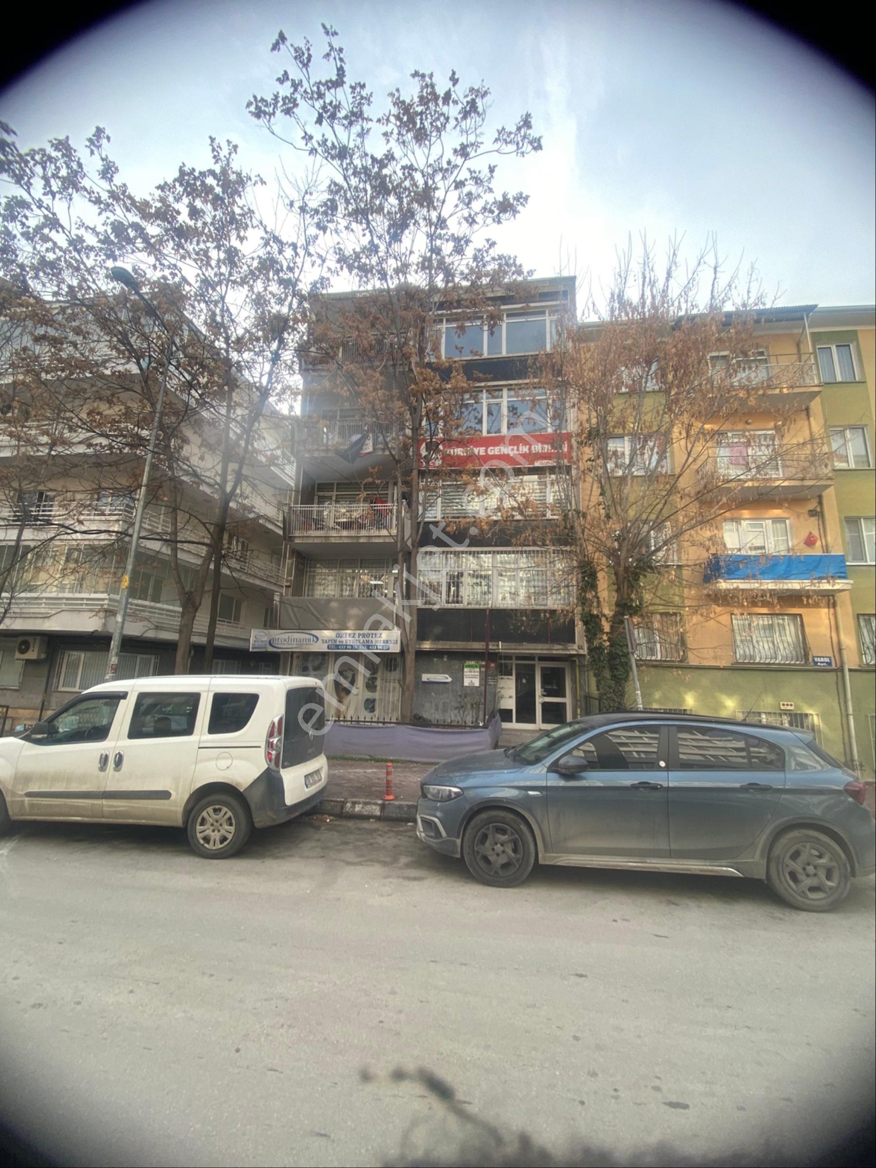 Çankaya Fidanlık Mahallesi Kolej Metro Yakını 65 M2.kiralık Depo - Görsel 3