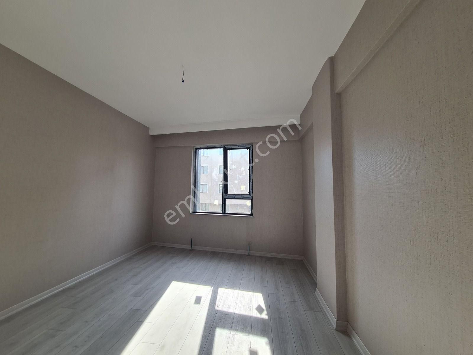 Sancaktepe'de Park Manzaralı Köşebaşı Sıfır Binada 2-banyolu 3+1 - Görsel 32