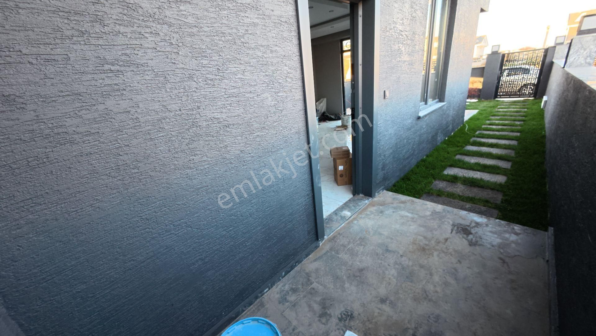 Kocaali'de Bahçeli Daire Fiyatına 4+1 Satılık Villa!! - Görsel 12