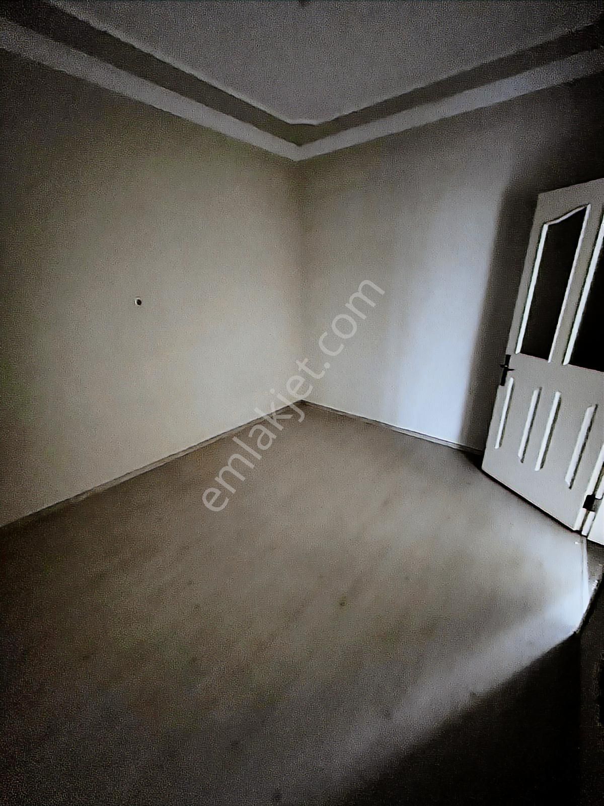 Turpa'dan Bozkaya Hastane Yakını 2+1 Yüksek Giriş Daire - Görsel 5